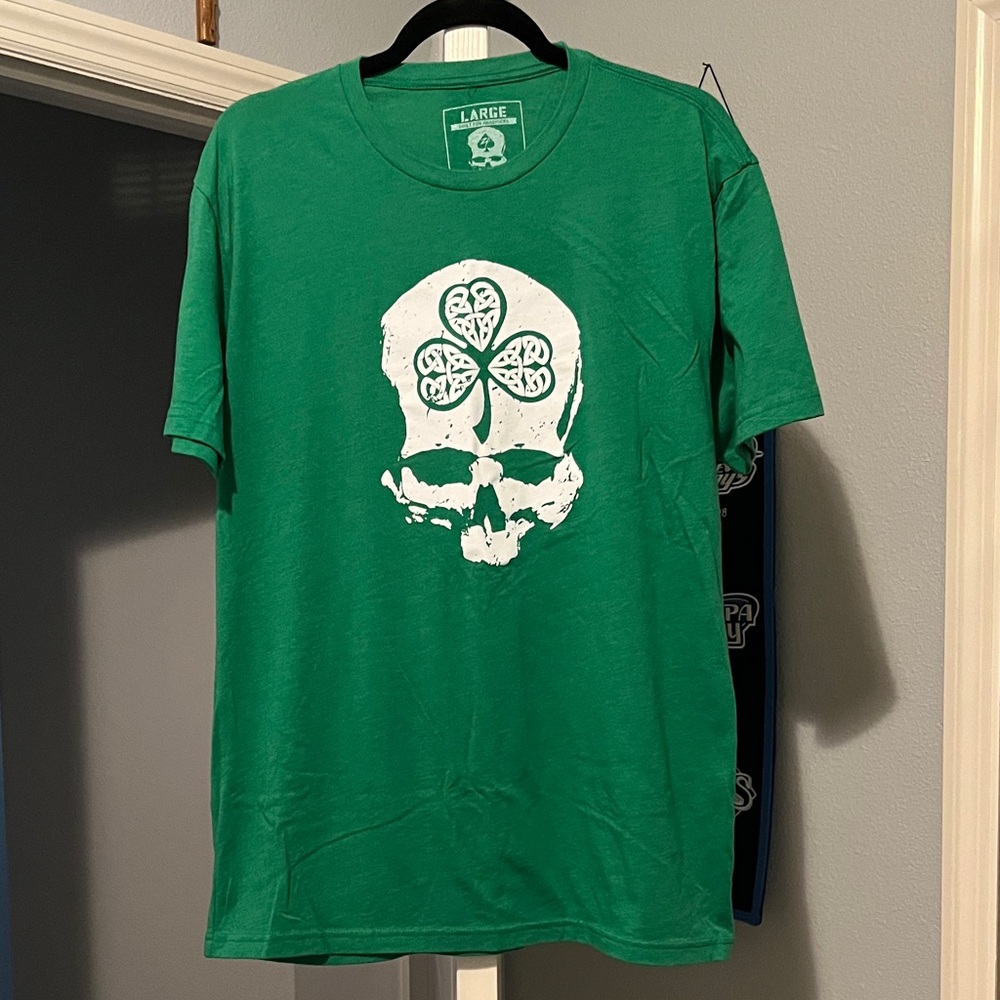 Green Skull and Clover Graphic Tee